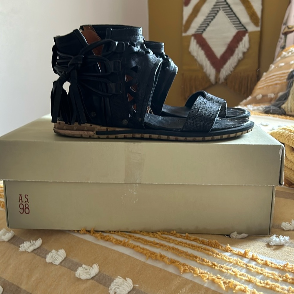 AS 98 Black Petrona Sandal size 38